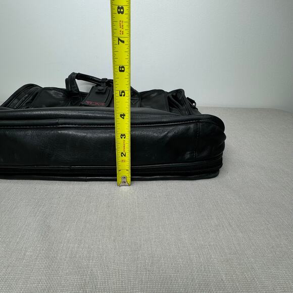 Tumi Leather expandable briefcase black - Picture 9 of 11